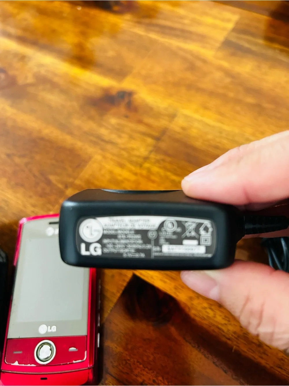 LG CU720 Red Slider Phone with Charger and Black Leather Holster